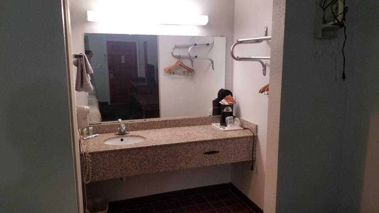 Executive Inn Стіллвотер Екстер'єр фото